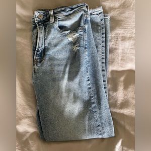 American Eagle Mom Jeans